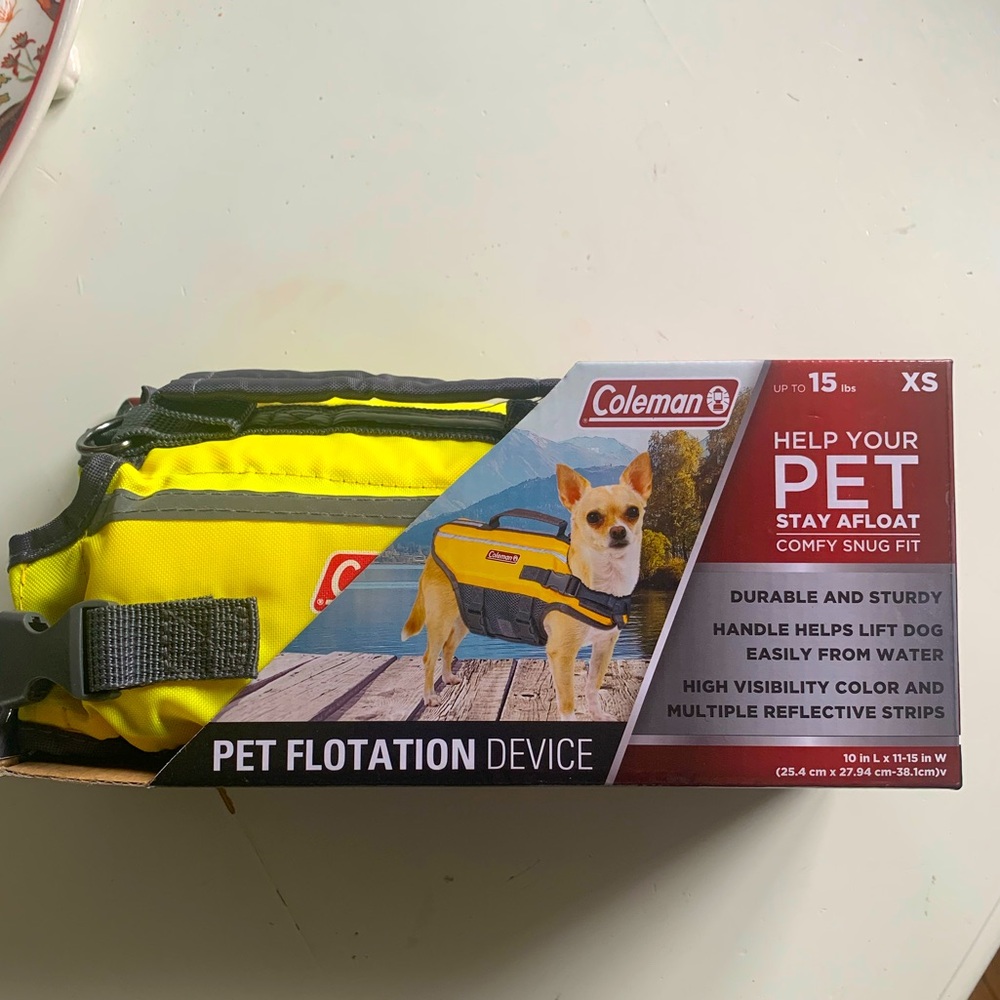 Coleman Dog life vest 15lbs and under